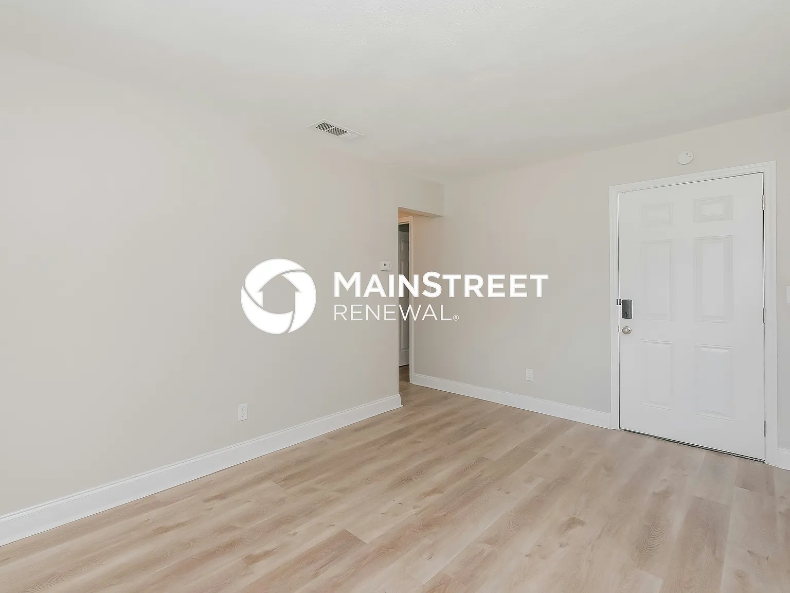 5205 S 84th St — Photo 3
