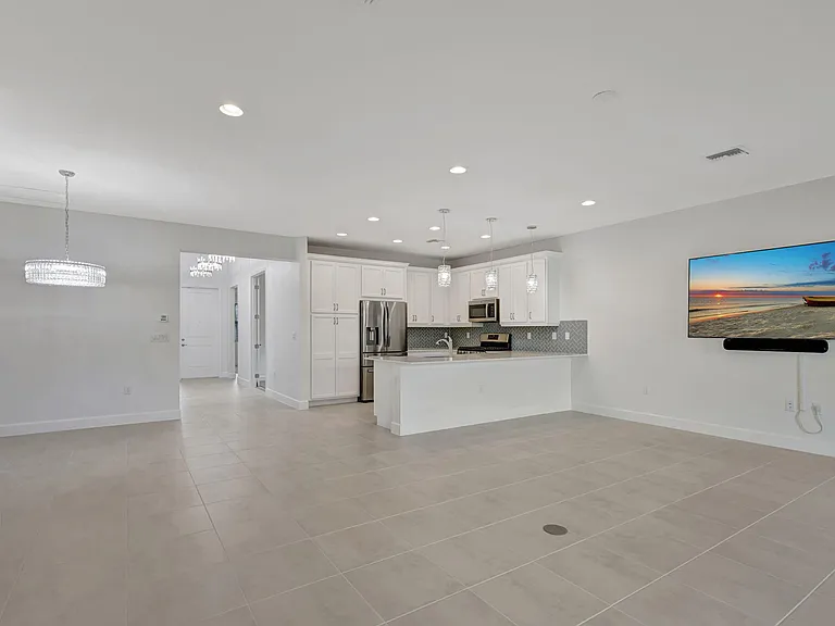 12557 SW Rain River Dr — Photo 44