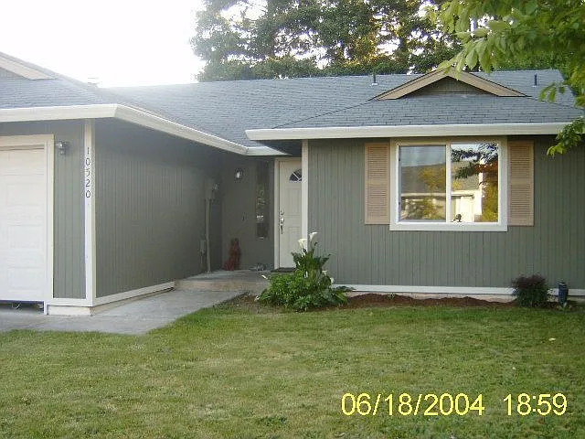 10520 NE 20th Ave photo 1
