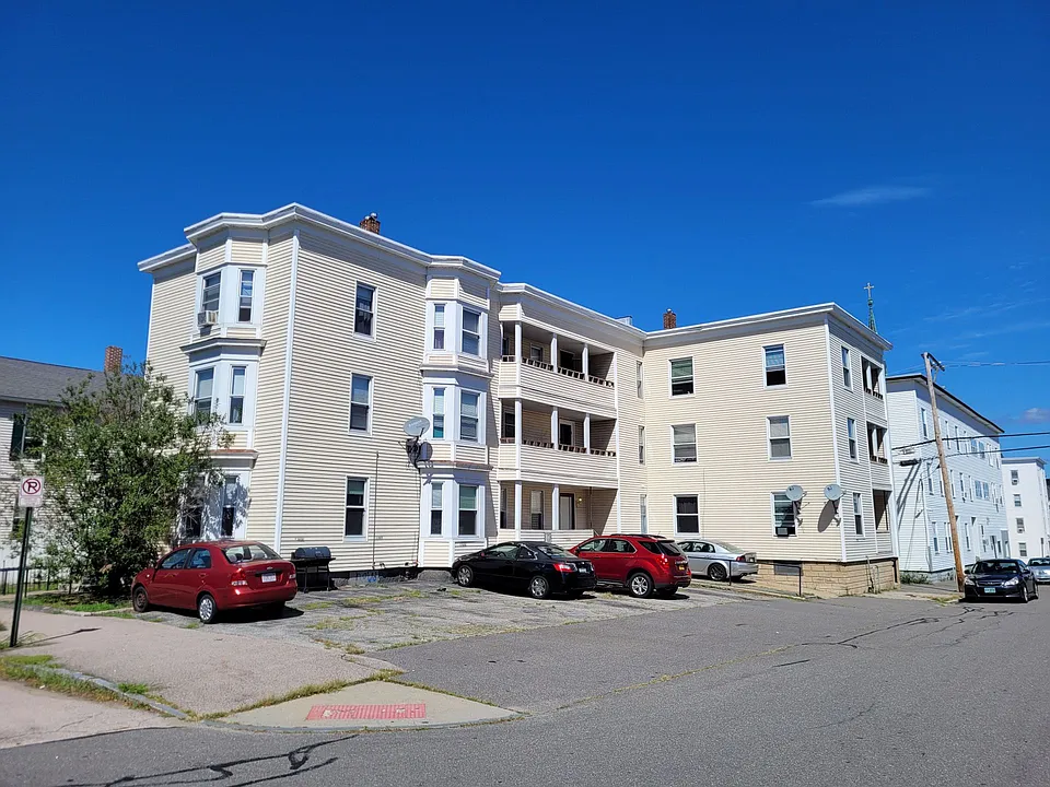 355 Rimmon St & 173-175 Wayne St