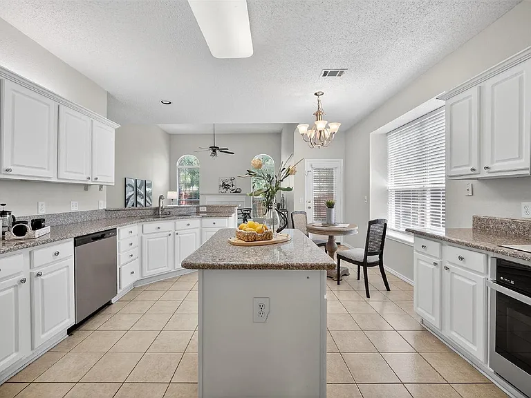 4729 Bull Run Dr — Photo 13