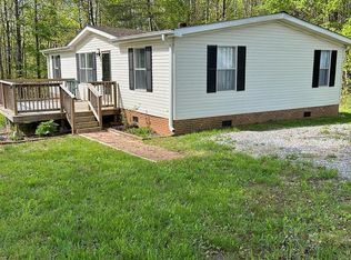 336 Mabe Ln, Stuart, VA 24171