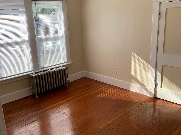 634 Main St #2 — Photo 3