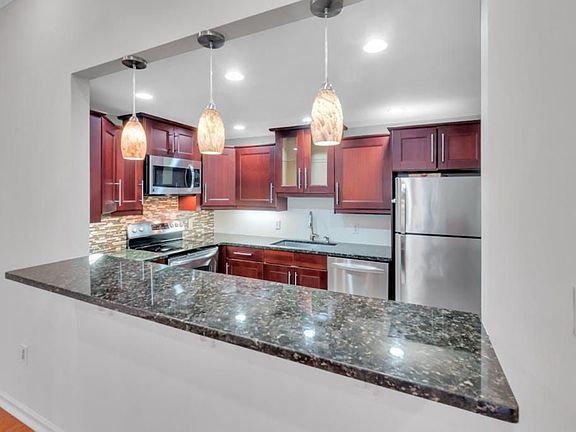 5th image of 18 N Broadway #107