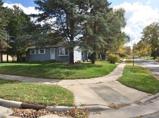 4501 Diamond Dr, Madison, WI 53714