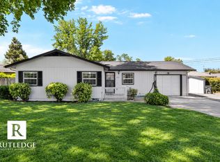 7753 Gladstone Ave, White City, OR 97503