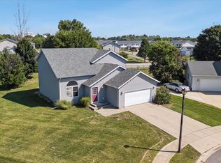 1289 Ivy St, Dekalb, IL 60115