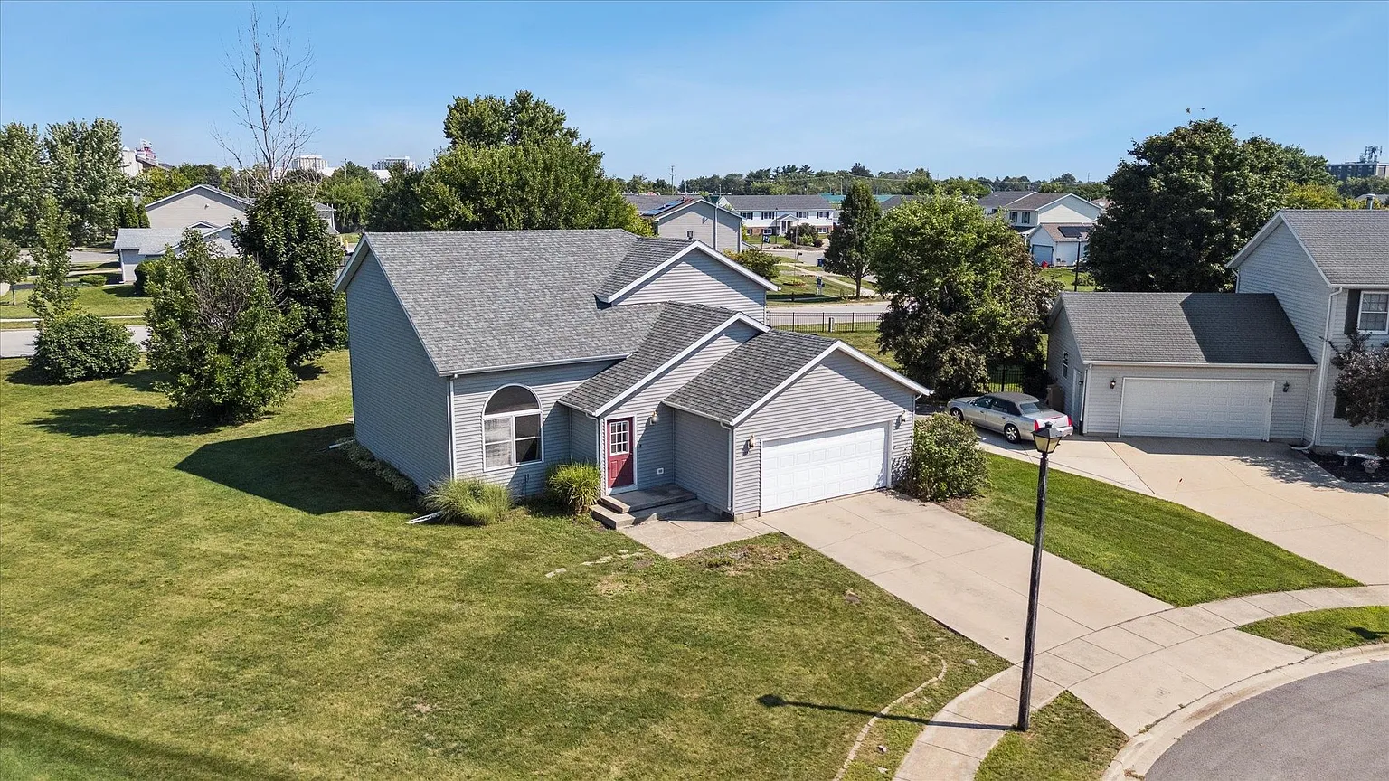 1289 Ivy St photo 1