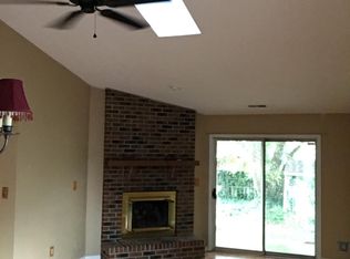 8430 Ctry Club Pines Dr, Indianapolis, IN 46234