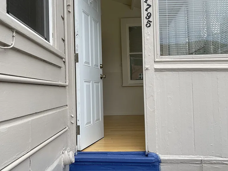 1795 10th Ave — Photo 1