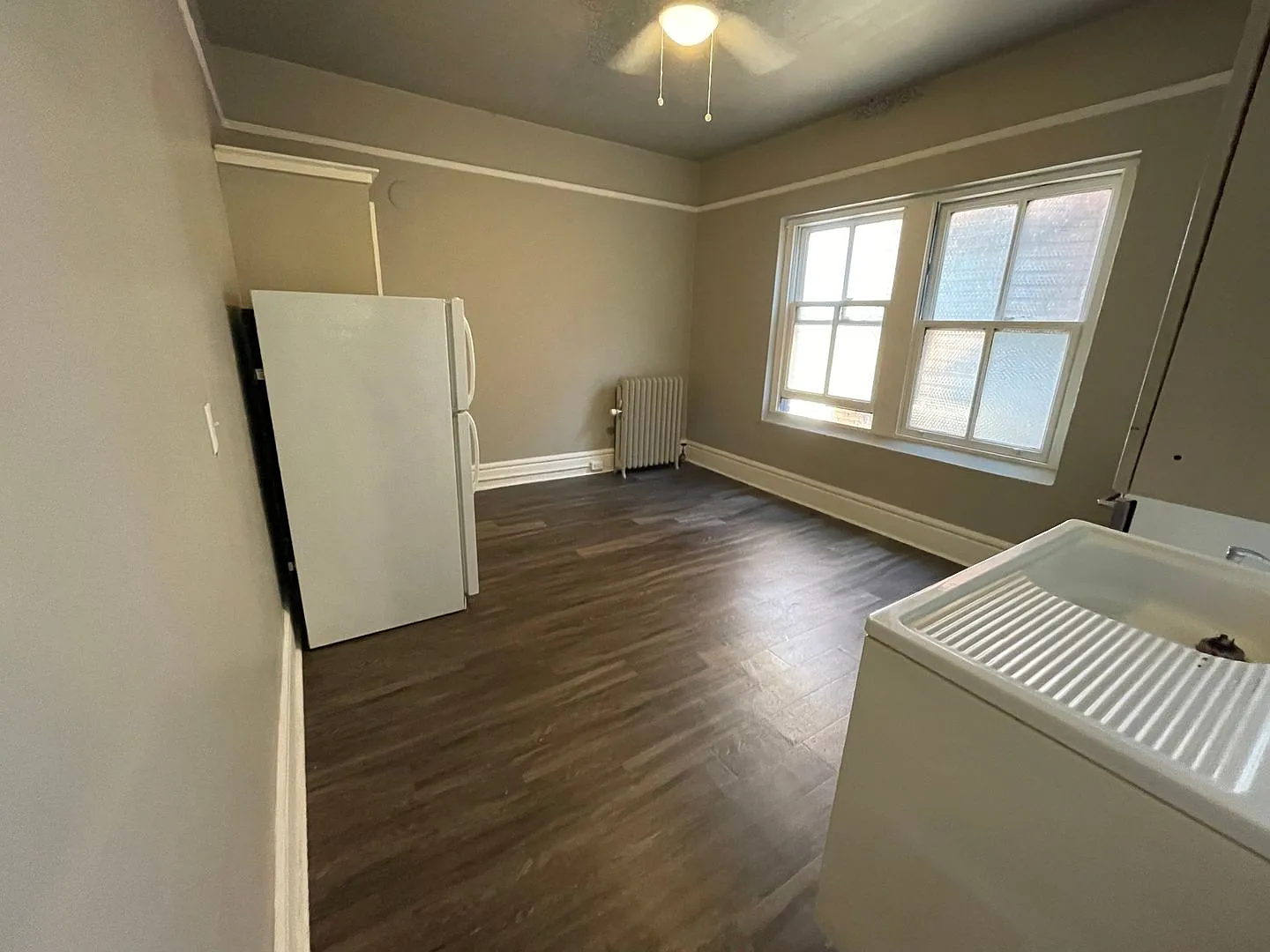 106 S Cedar St — Photo 3