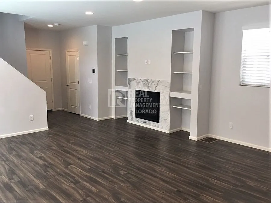 Gorgeous Home in Stapleton — Photo 2
