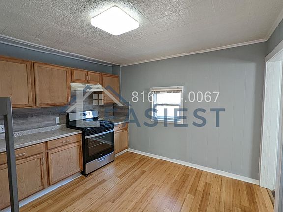 5th image of 115 Topping Ave