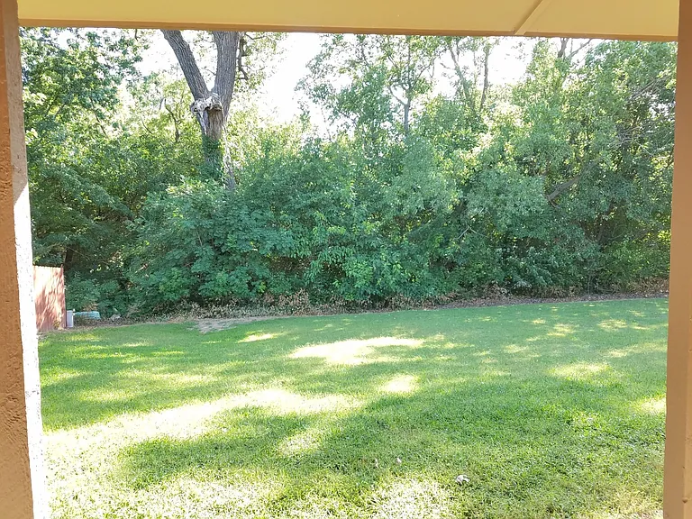 1414 Quail Creek Dr — Photo 77