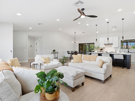 3rd image of 12447 W MORNING DOVE Drive
