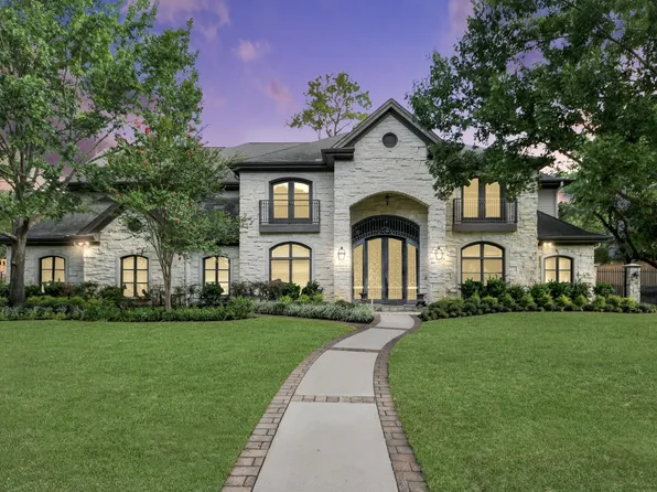 12018 Surrey Ln, Houston, TX 77024
