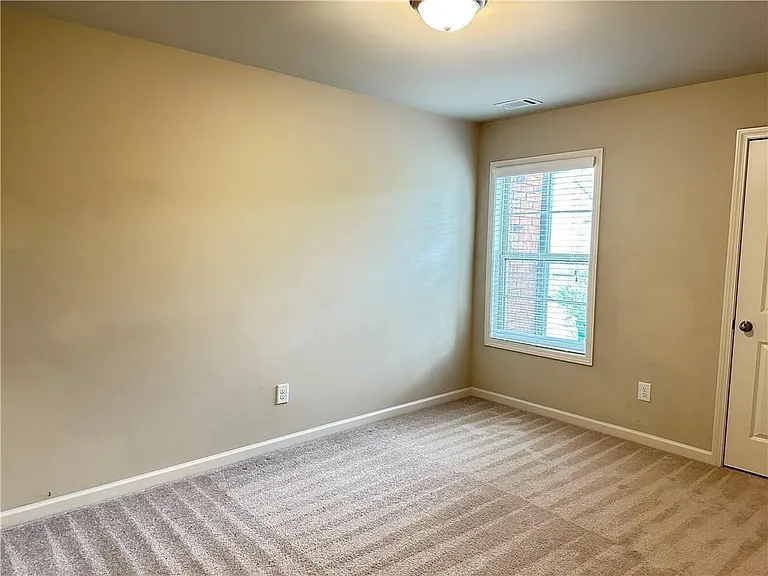 2045 Wheylon Dr — Photo 11