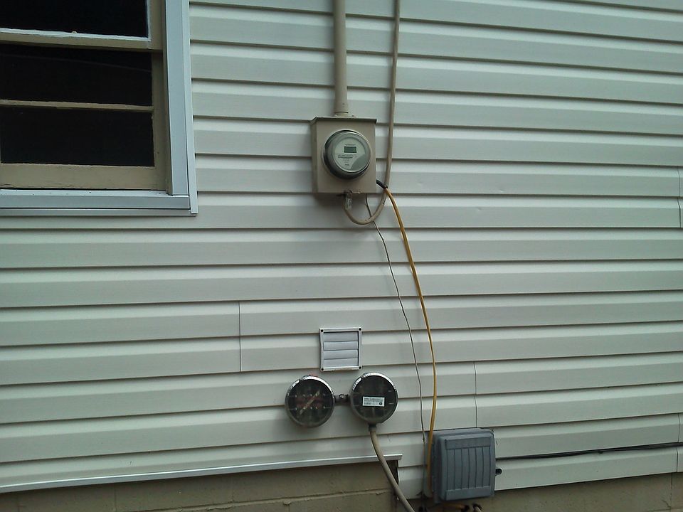 1st image of 126 Edwards Ave