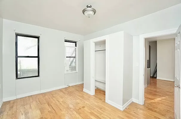 Rented by Hagstrom Management Inc | media 10