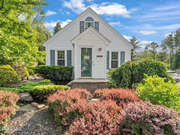 2400 Curry Road, Schenectady, NY 12303