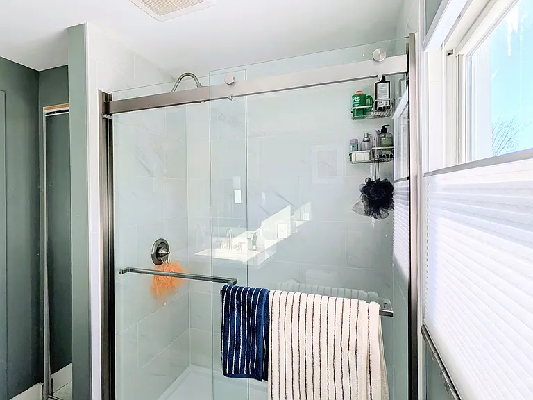 2543 E Livingston Ave — Photo 12
