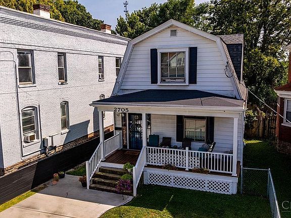 5th image of 2705 Harris Ave