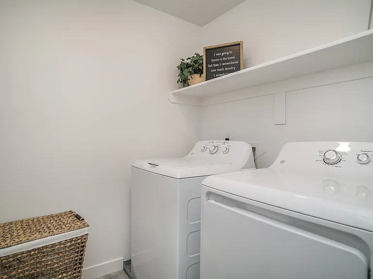 Riverwalk Townhomes — Photo 16