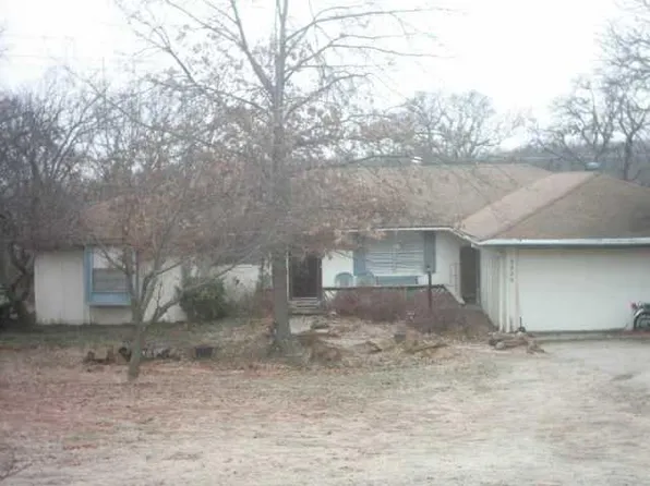 5425 W Lakeview Dr, Harrah, OK 73045