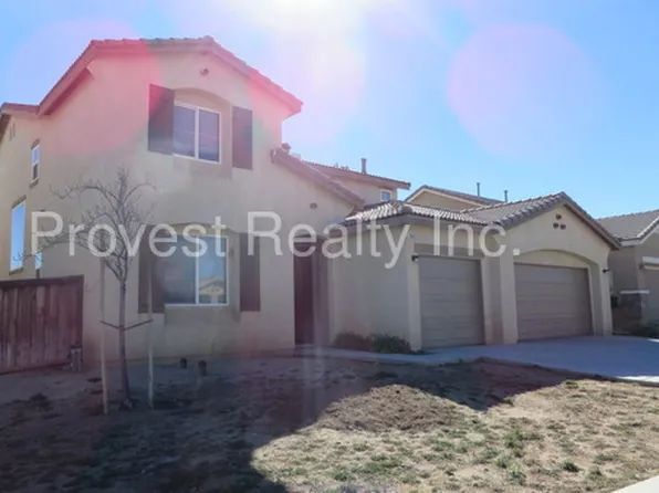 9043 Seal Beach Dr, Hesperia, CA 92344