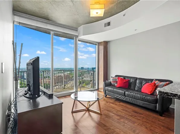 400 W Peachtree St NW Unit 2403, Atlanta, GA 30308