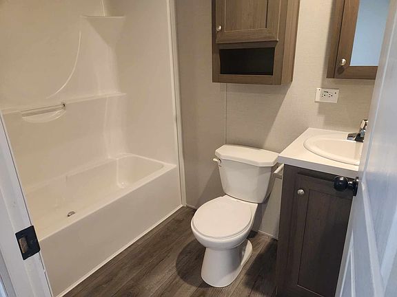 3rd image of 2325 Dogwood St #10