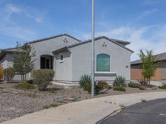3rd image of 2043 N VEGA Court