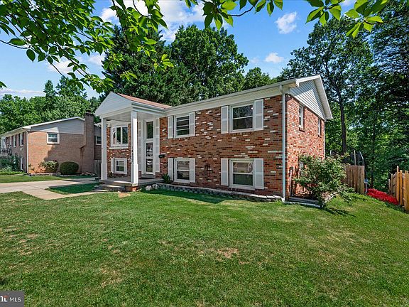 3rd image of 14807 Dodson Dr