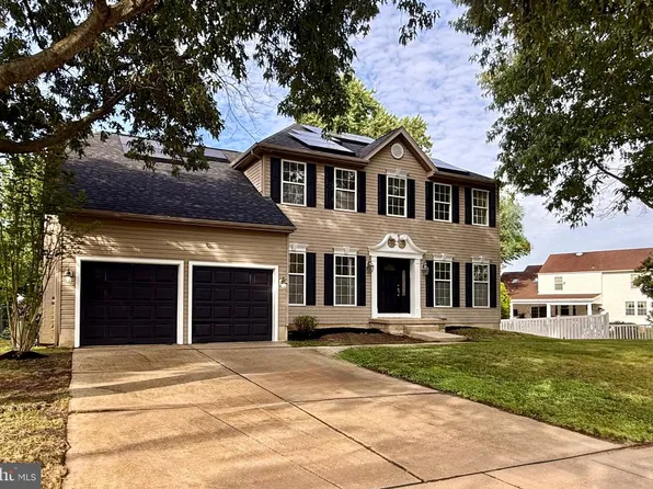4 Black Pine Ln, Lumberton, NJ 08048