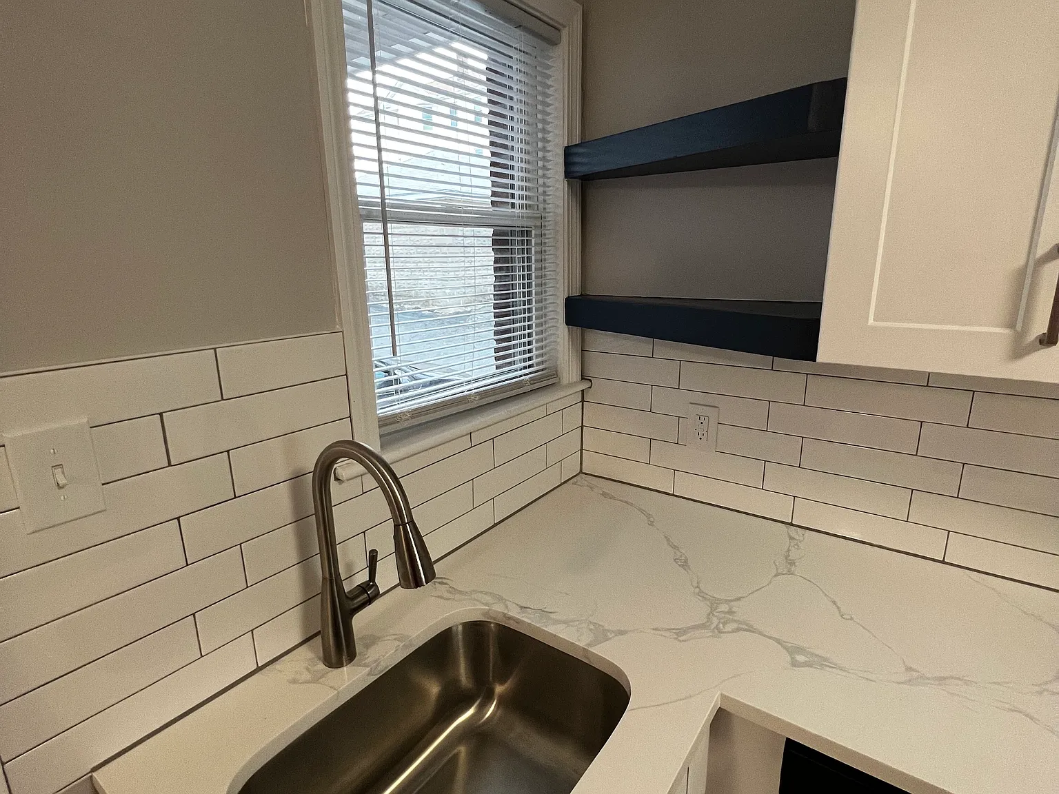 2 bed, $1,695 — Photo 3