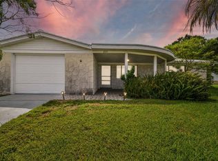 2717 Flint Isle Pl, Holiday, FL 34691
