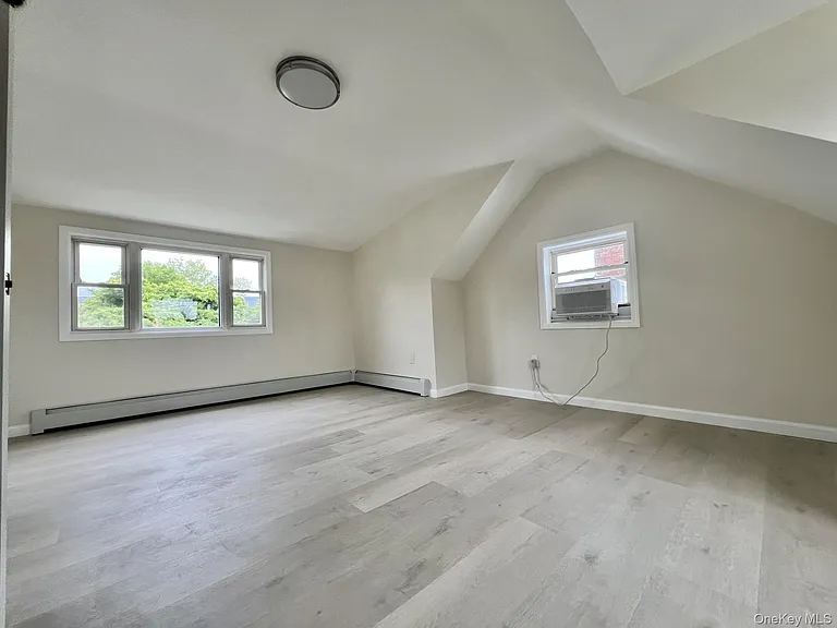 33 Cherry Ln — Photo 9