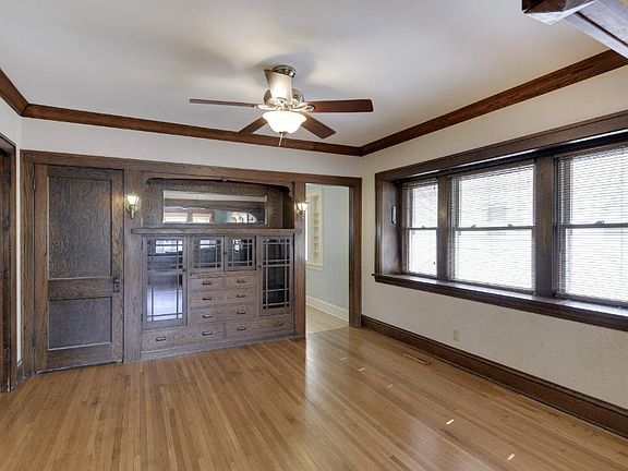 4th image of 3646 Logan Ave N