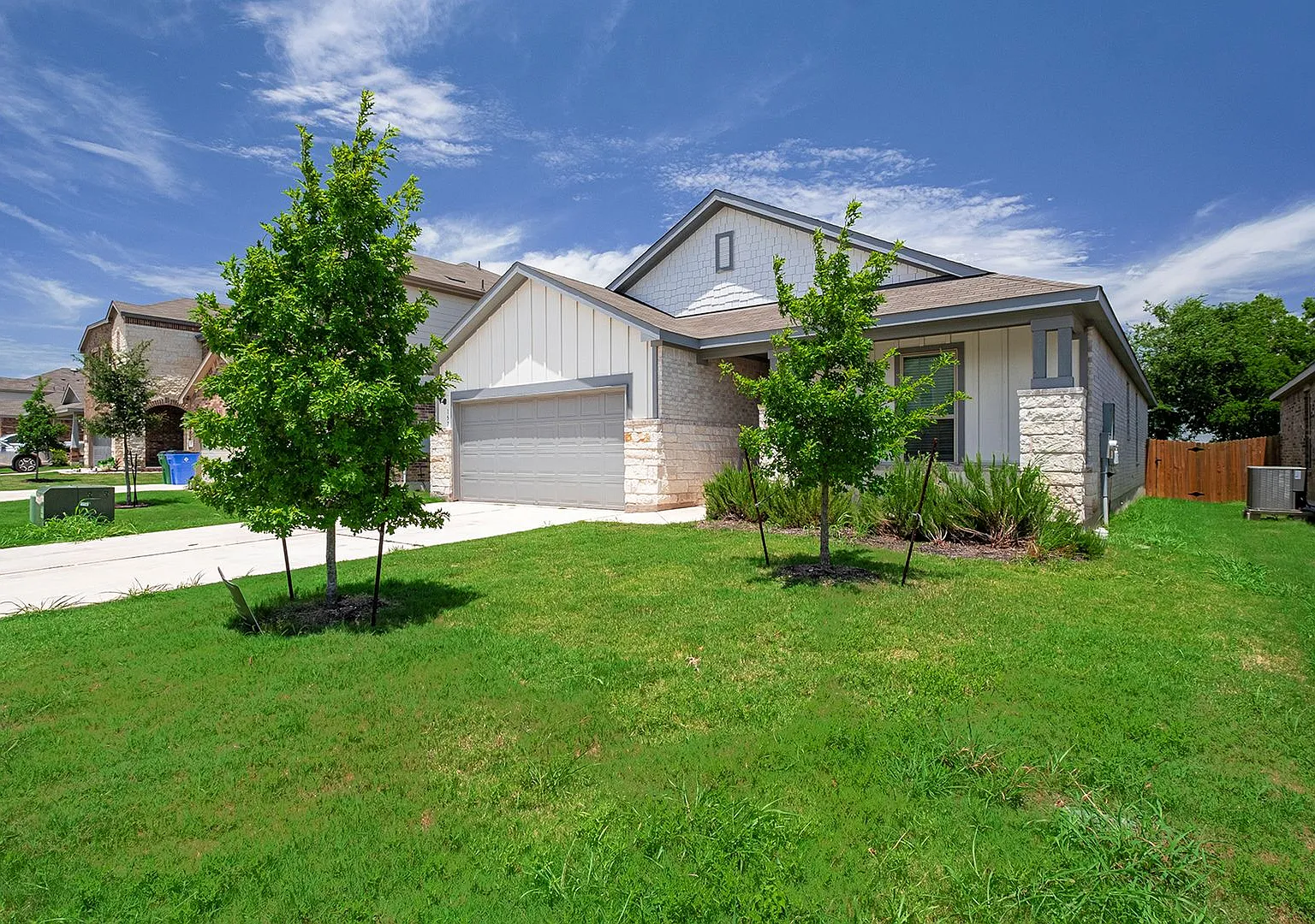 Thriving 4 Bedroom, 3 Bath, 1-Story Home in Taylor! — Photo 3