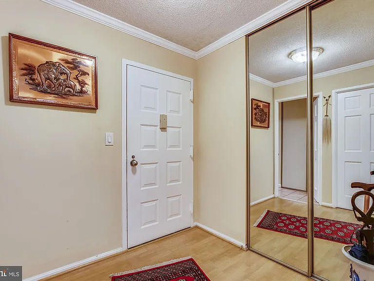 8360 Greensboro Dr #712 — Photo 3