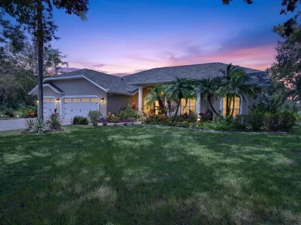 8735 CRESCENT FOREST BOULEVARD, NEW PORT RICHEY, FL 34654