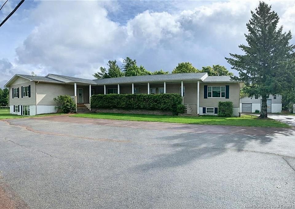 1st image of 23 Centennial Ave W