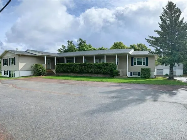 23 Centennial Ave W, Rexton, NB E4W 1X4