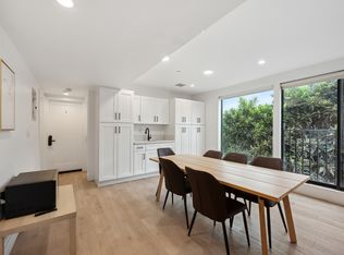 1471 W 37th St, Los Angeles, CA 90018