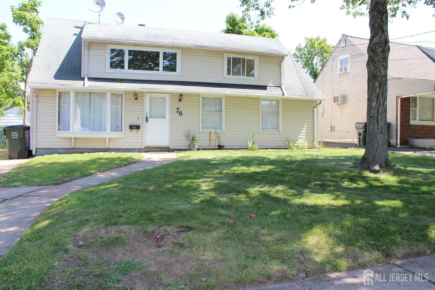 4 bed, 2.0 bath, 1110 sqft, $3,300 — Photo 1
