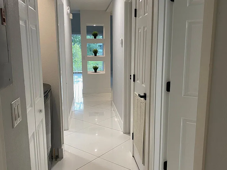 2032 Gregory Dr — Photo 21