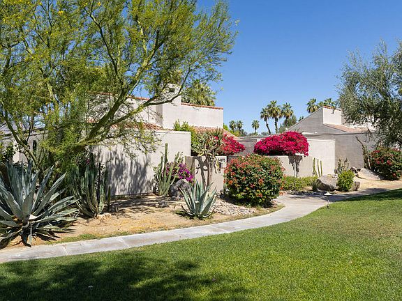 3rd image of 34895 Mission Hills Dr