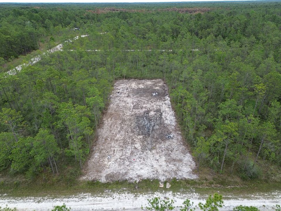 1st image of 821 Green Lawn Rd