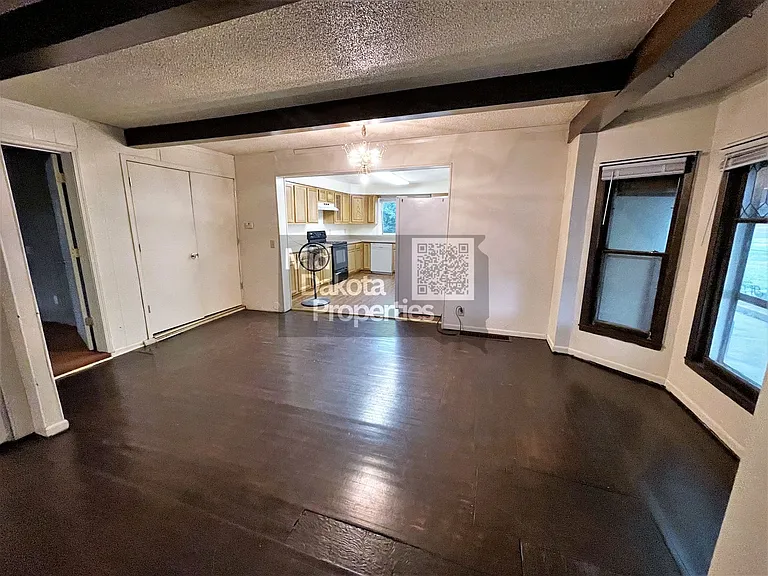 316 W 2nd Ave — Photo 3