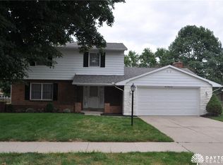 1035 Maplecrest Dr, Troy, OH 45373